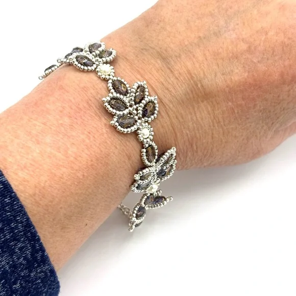 Hand Crafted Purple Leaf and Pearl Bracelet - Picture 7 of 8